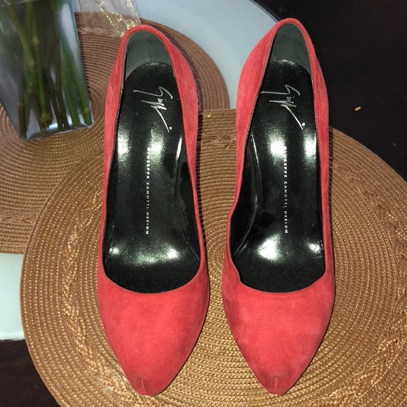 Giuseppe Zanotti Shoes - Giuseppe Zanotti Red Suede Pumps
